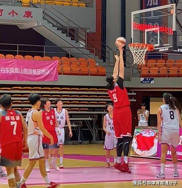 预计布坎南的交易会在元旦节之后完成，实际上，球员的薪水并不高，这位24岁的加拿大国脚预计会签下一份年薪150万欧的薪水递增合同。